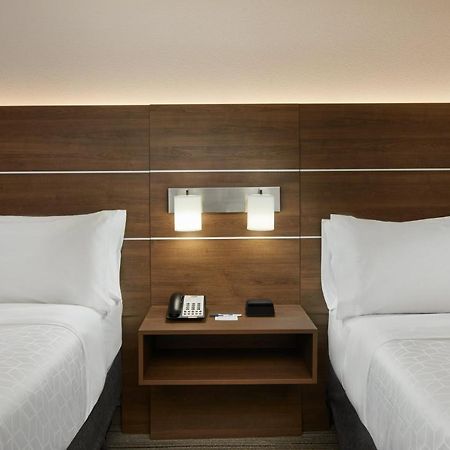 Holiday Inn Express Hotel & Suites Pensacola-West Navy Base By Ihg Beach Haven Esterno foto