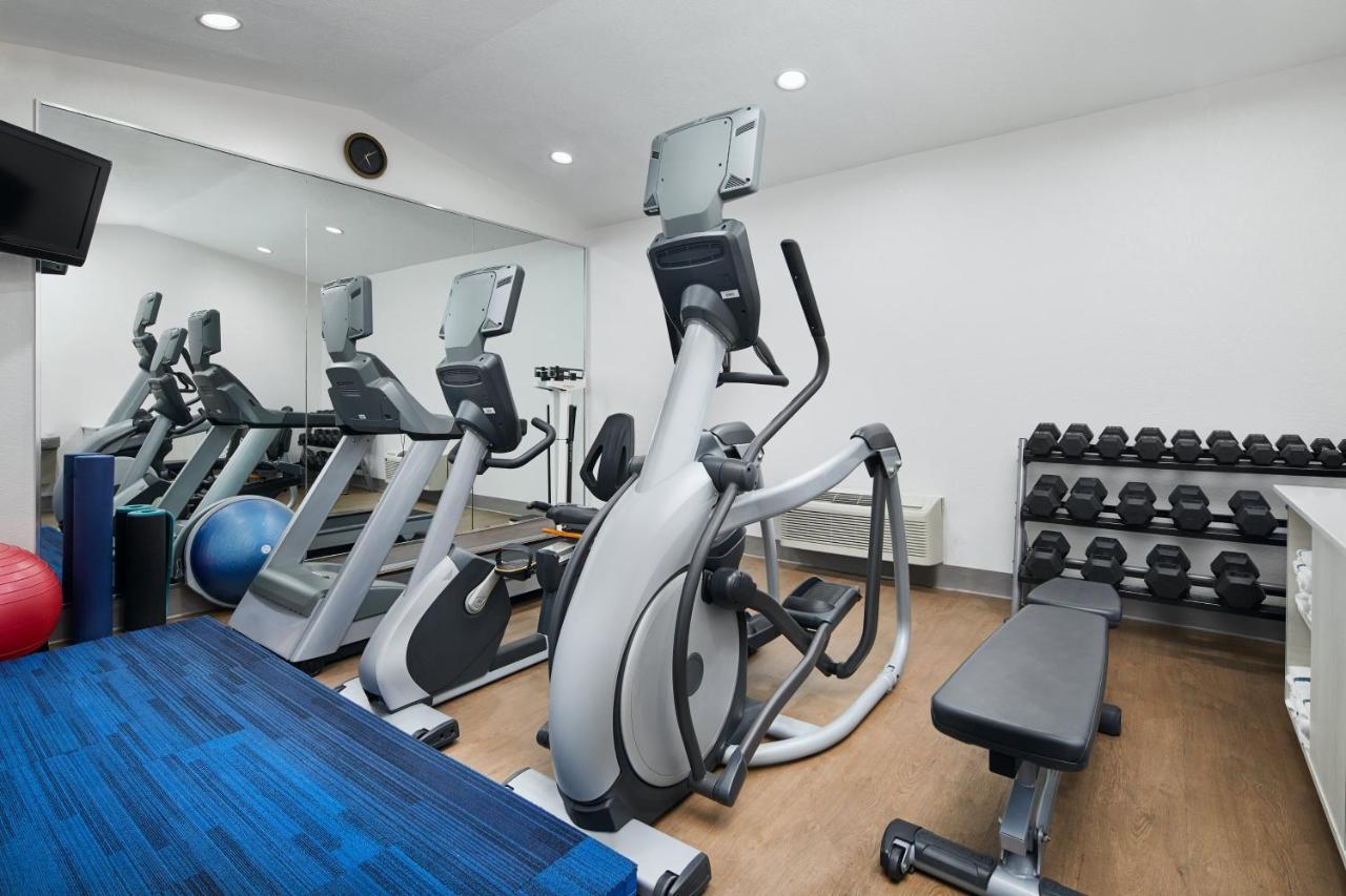 Holiday Inn Express Hotel & Suites Pensacola-West Navy Base By Ihg Beach Haven Esterno foto