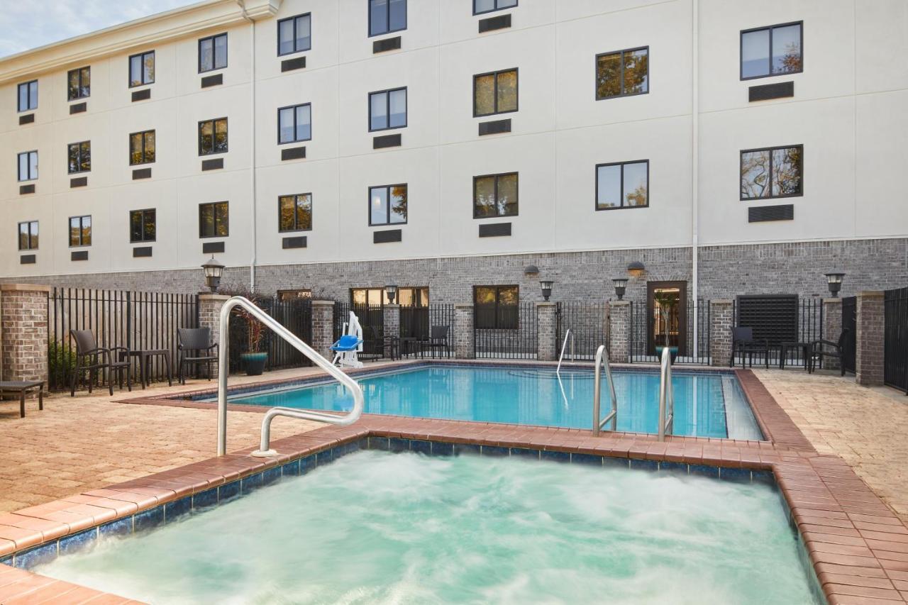 Holiday Inn Express Hotel & Suites Pensacola-West Navy Base By Ihg Beach Haven Esterno foto