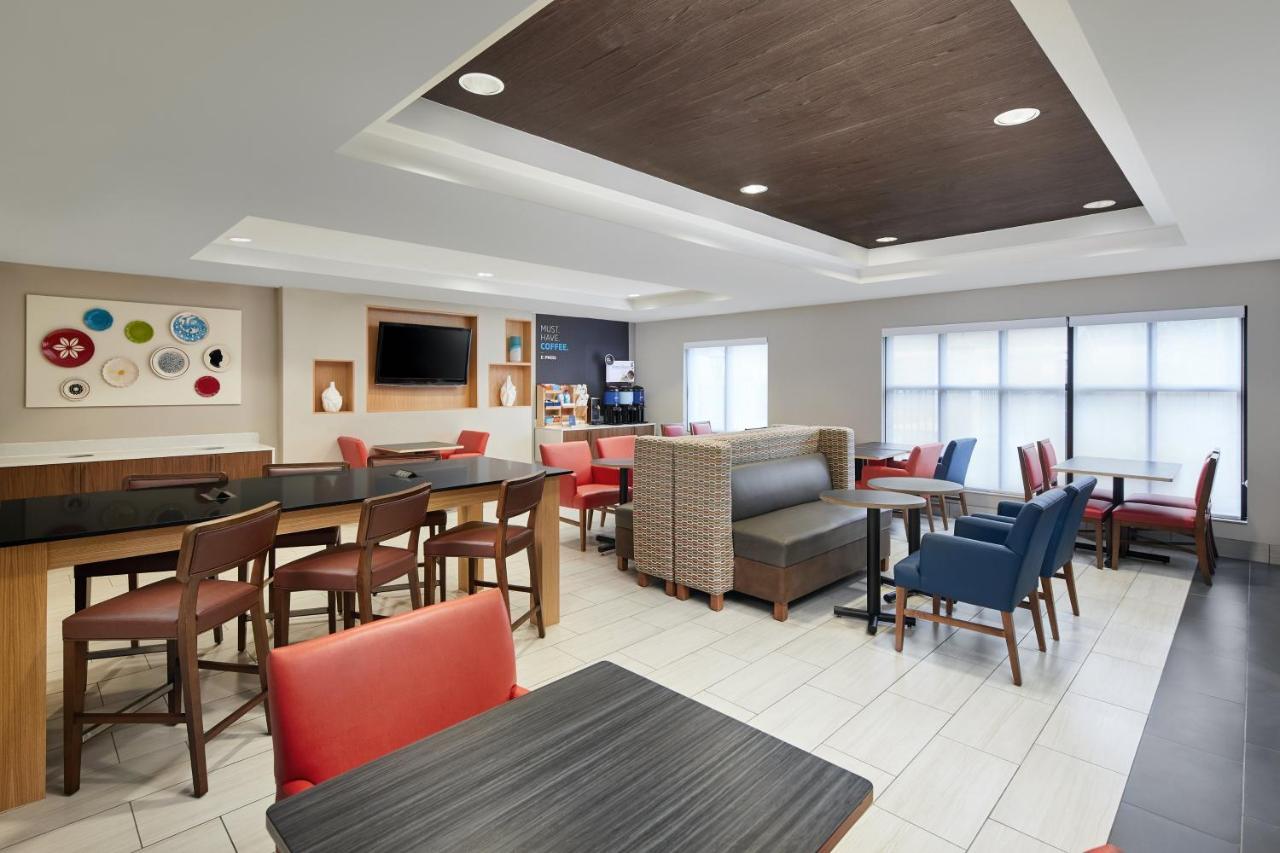 Holiday Inn Express Hotel & Suites Pensacola-West Navy Base, An Ihg Hotel Esterno foto