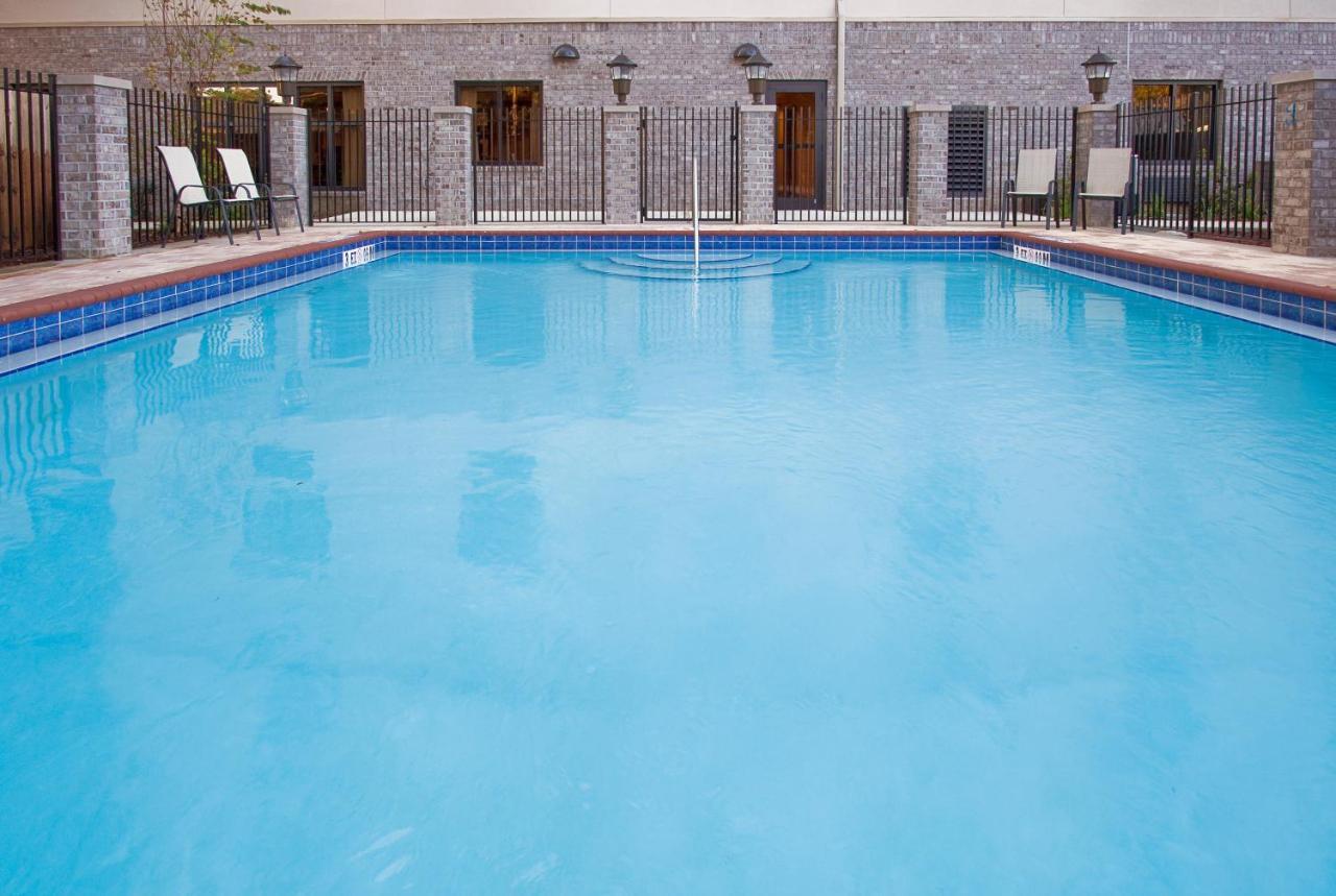 Holiday Inn Express Hotel & Suites Pensacola-West Navy Base By Ihg Beach Haven Esterno foto
